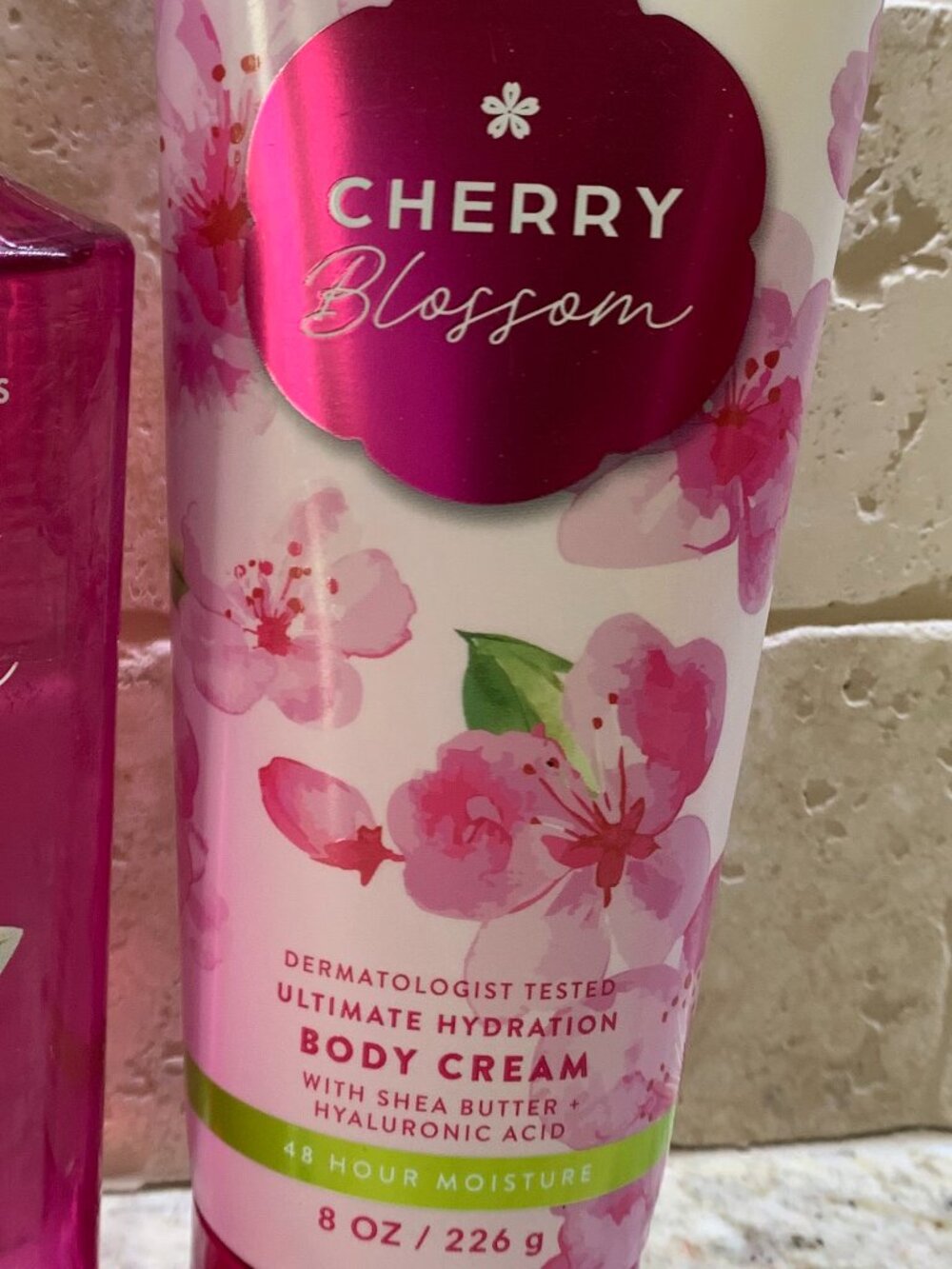 Bath & Body Works Cherry Blossom Body Cream & Body Wash NWT - Picture 4 of 6